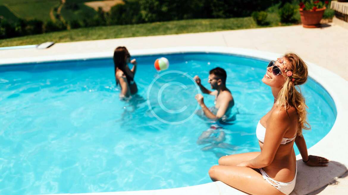 10 Pool Party Ideas to Cool Down Your Summer